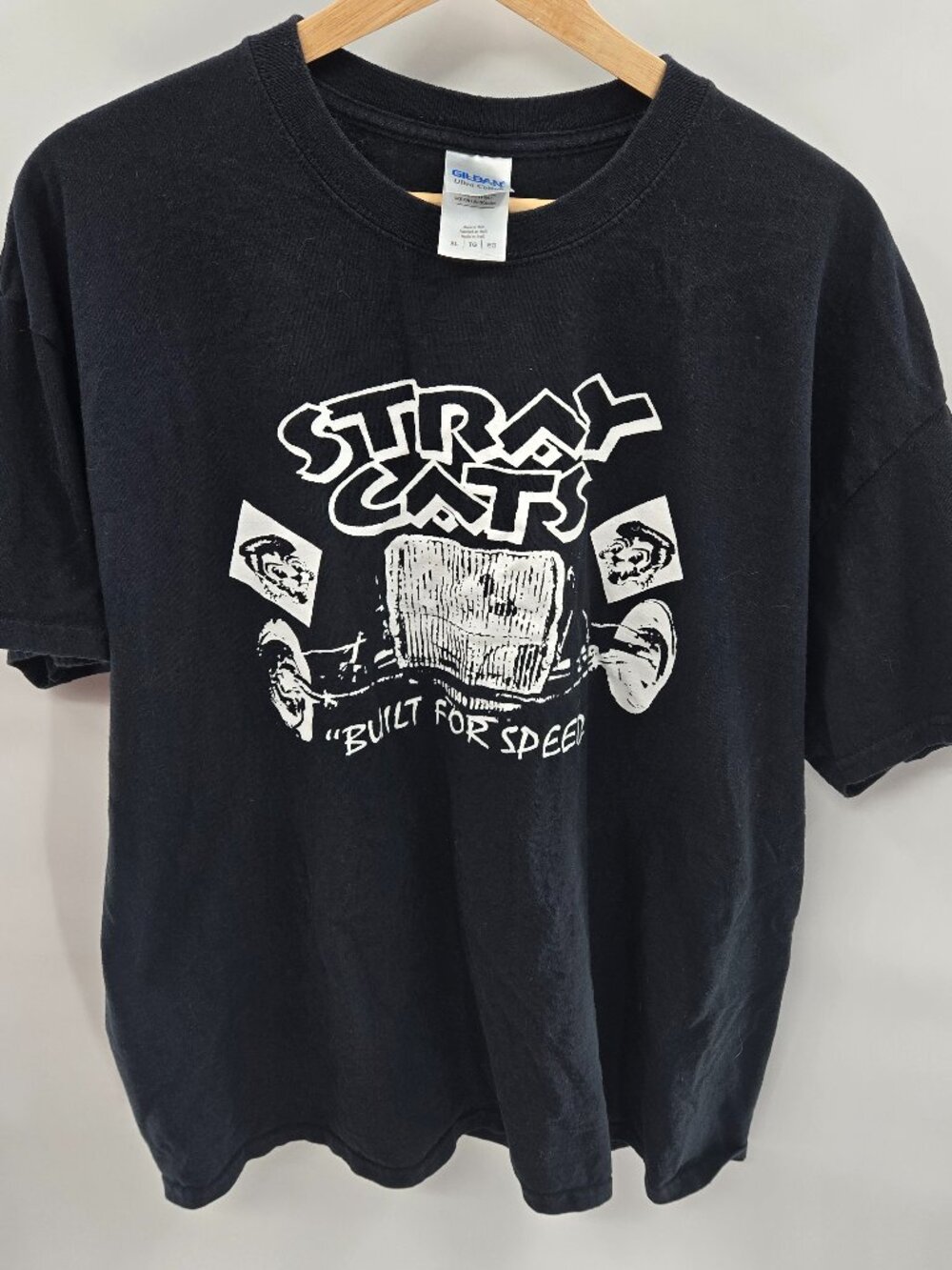 Stray Cats Black Built For Speed Gildan Short Sleeved T-Shirt Size XL